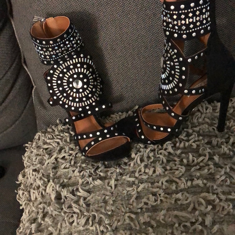 Brand new heels